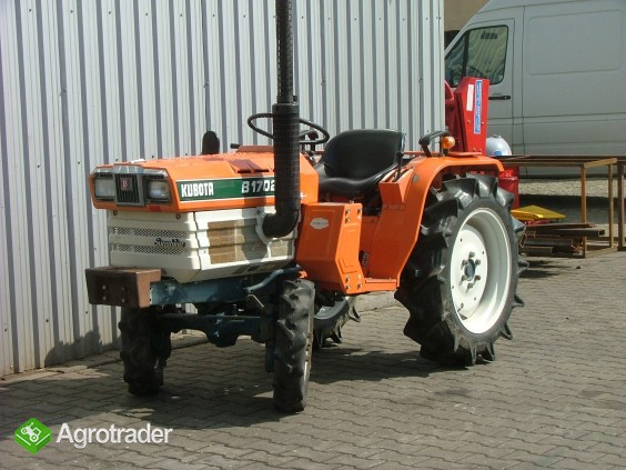 Mini traktorek Kubota B1702-M, 4x4, 17KM - zdjęcie 2