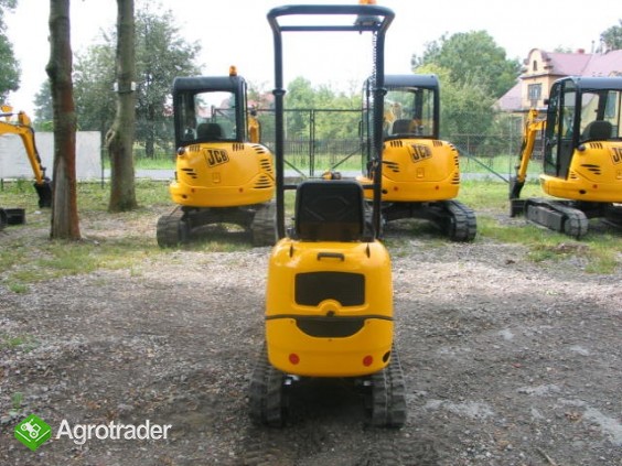 Minikoparka JCB Micro 8008 z 2012 roku - sprzedam - zdjęcie 2
