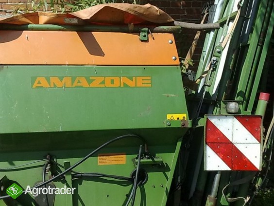 Siewnik do nawozu i poplonów