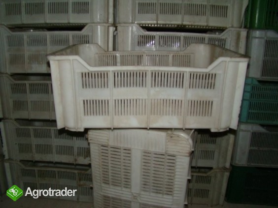 Skrzynki plastikowe białe nowe