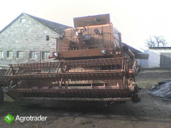 pilnie sprzedam kombajn zbozowy Bizon Z056/5  z sieczkarnia 1987 rok - zdjęcie 1